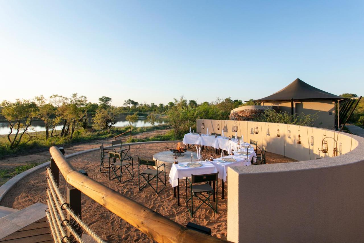 Thabamati Luxury Tented Camp * Timbavati Game Reserve
